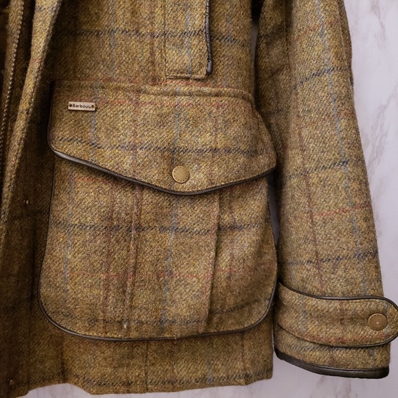 Barbour Dentdale Tweed Shooting Jacket 